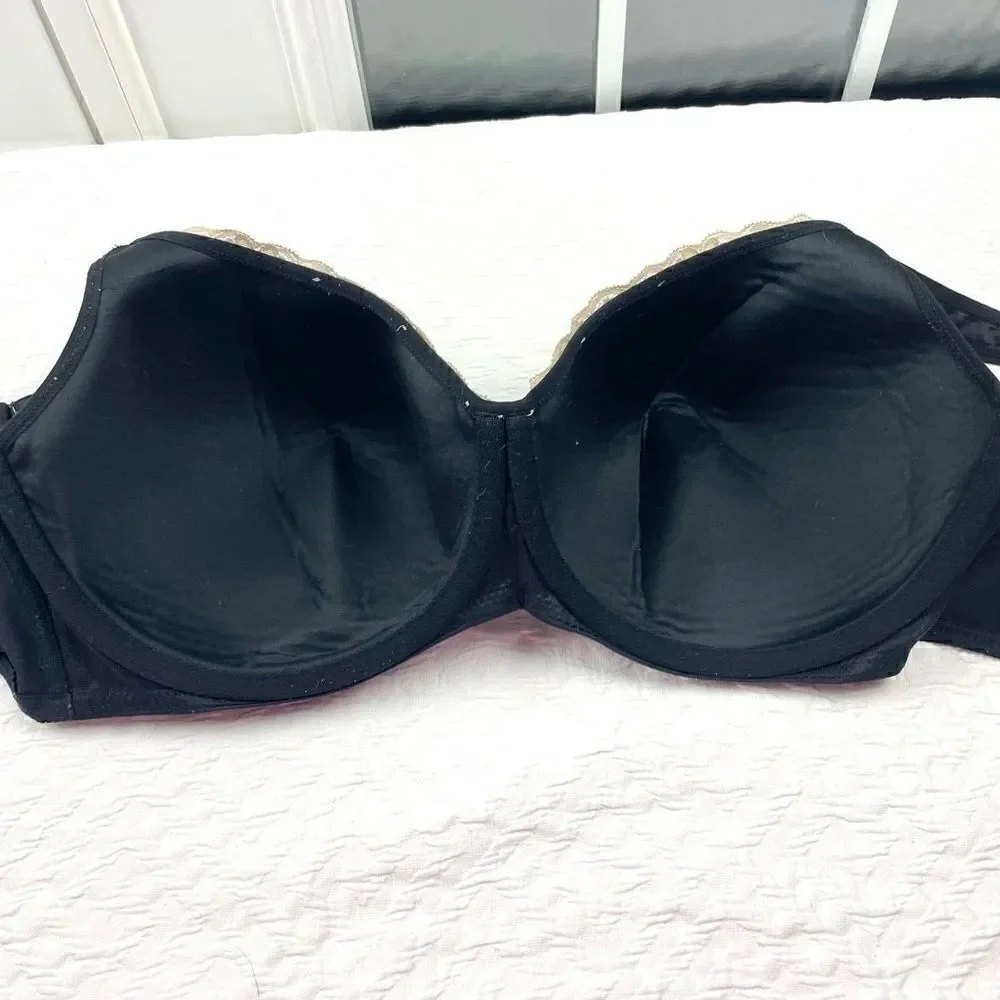 BUY 1 GET 1 FREE Avenue Body 46DD black full coverage lace accents comfortable e